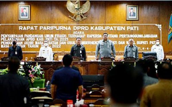 DPRD Pati Setujui Rancangan Keputusan Usulan Pemberhentian Bupati dan Wakil Bupati
